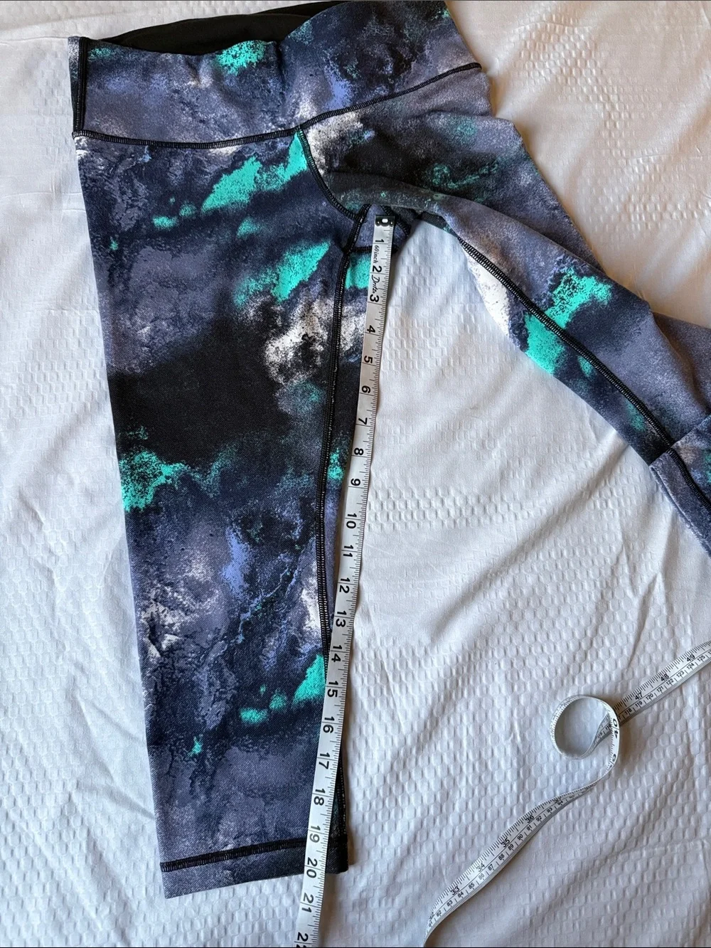 Lululemon Wunder Under Crop Denim Luon Milky Way✨